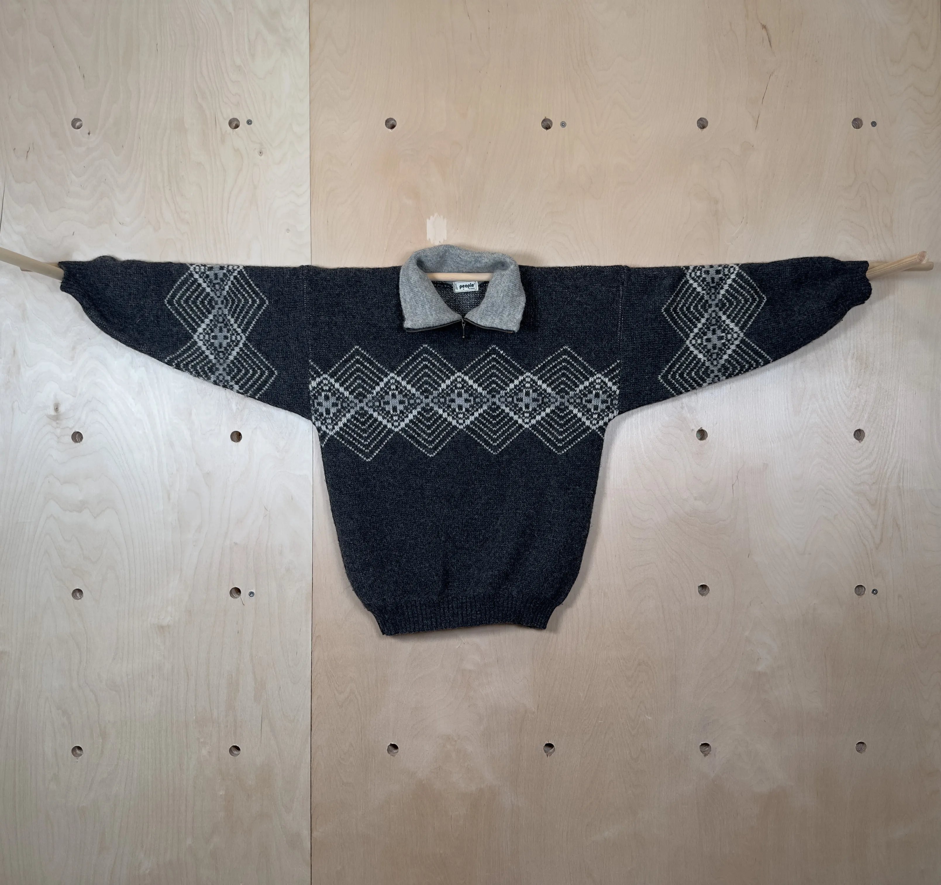 Genser front